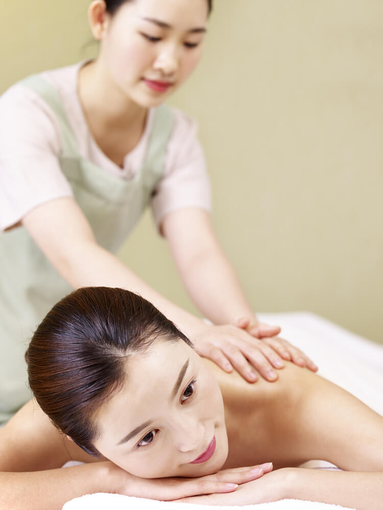 Tuina therapeutic massage treatment at MIRA Integrative Clinic